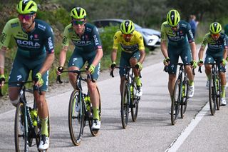 Dani Martínez carries the GC hopes of Bora-Hansgrohe in Italy