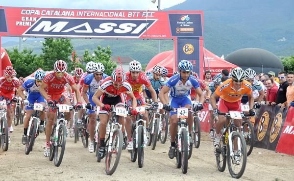 The start of a GP Massi Copa Catalana race.