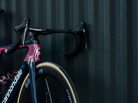 rigoberto uran bike