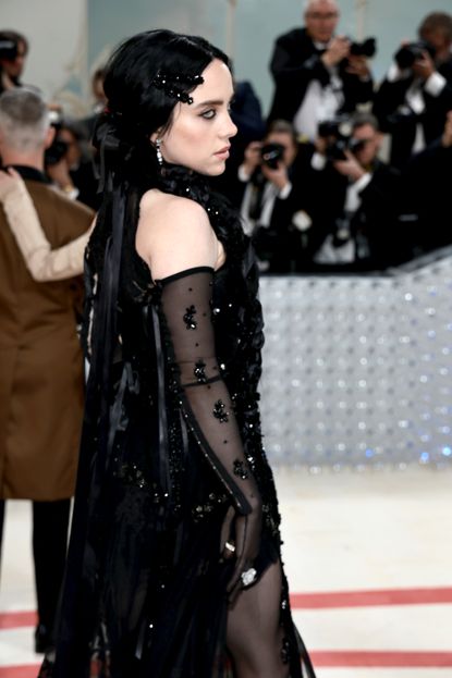 Black Hair Bows Are the Biggest Beauty Trend at the 2023 Met Gala ...