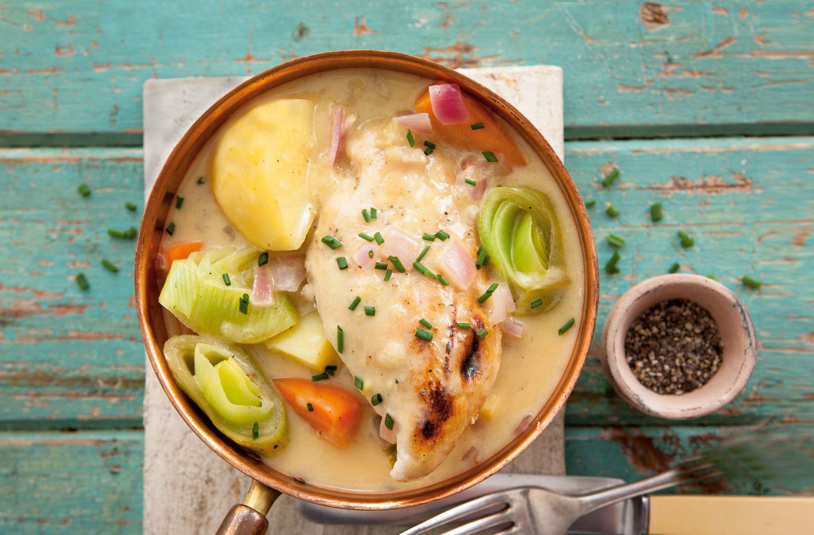 Slow-cooked chicken stew | Dinner Recipes | GoodtoKnow