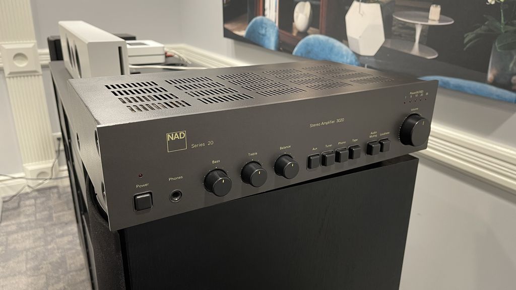 Ampli NAD 3020B D'occasion – Son Mythique, état Nickel !