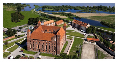 gniew-zamek1.jpg