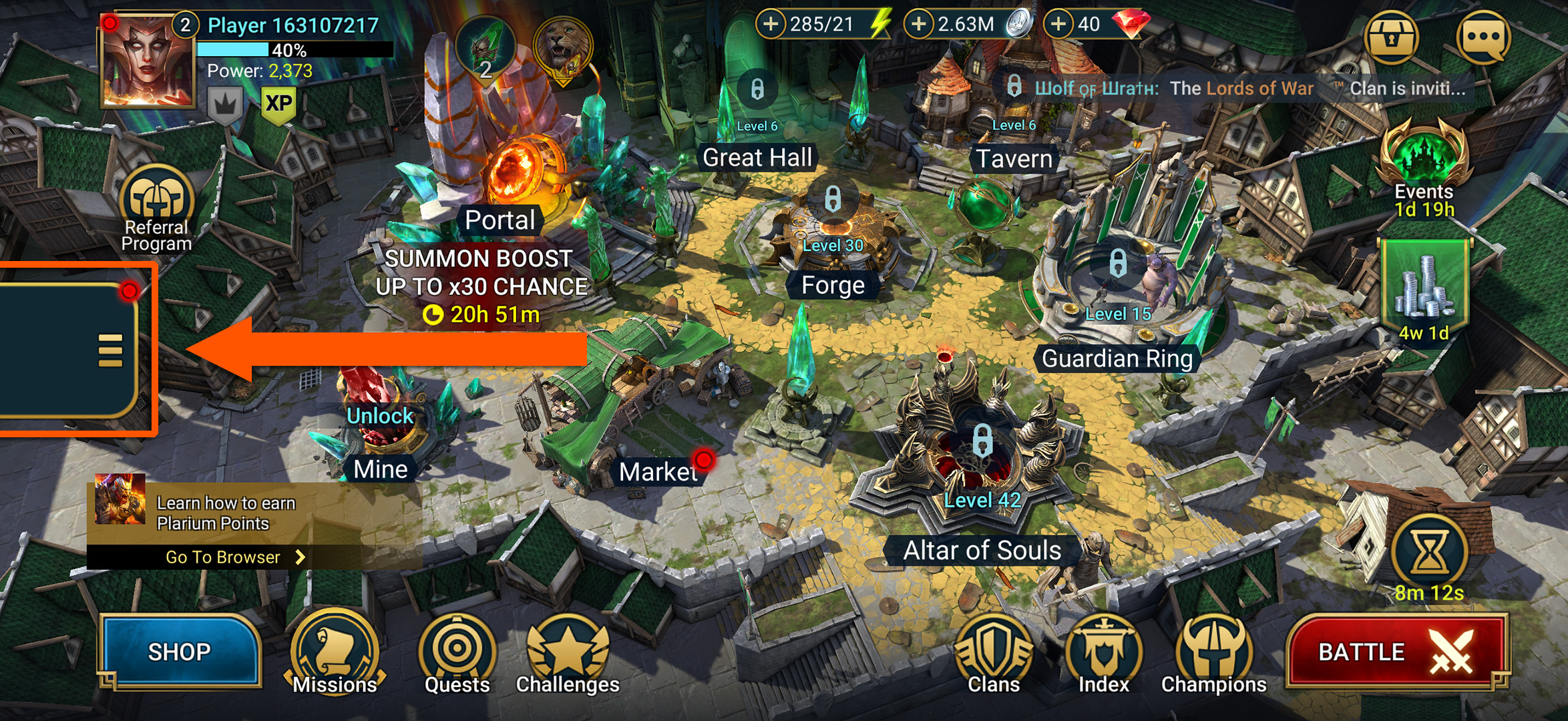 An arrow showing how to access the Raid Shadow Legends codes menu on PC and Android