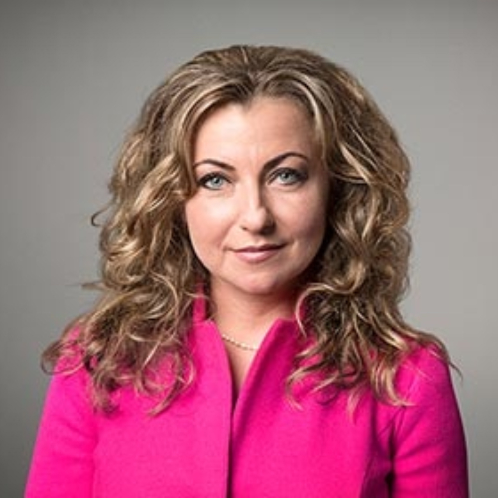 Ramona Vlasiu headshot