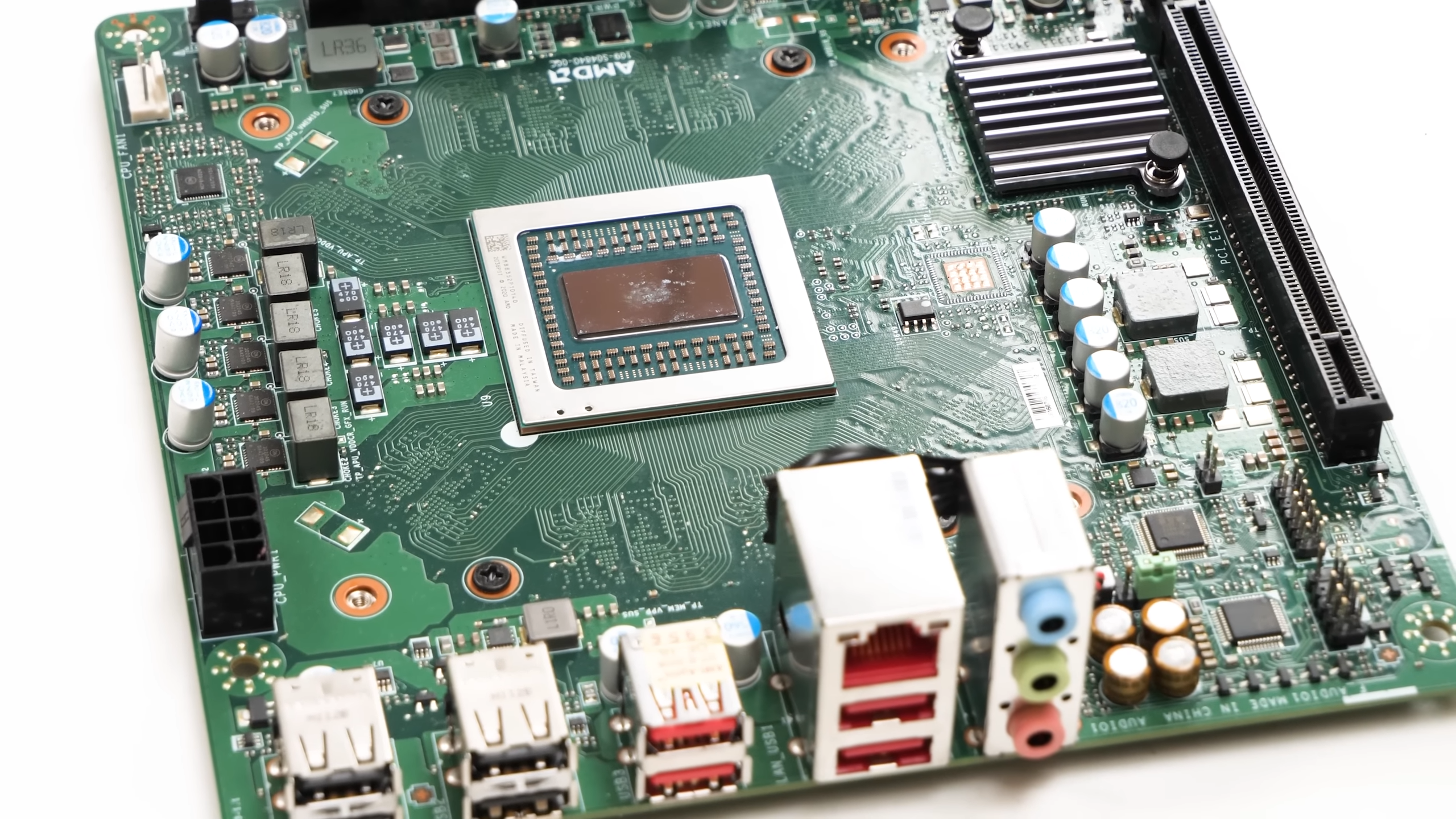 AMD 4800S Xbox Chip Shows Perils of Pairing CPUs with GDDR6 - Tom's Hardware