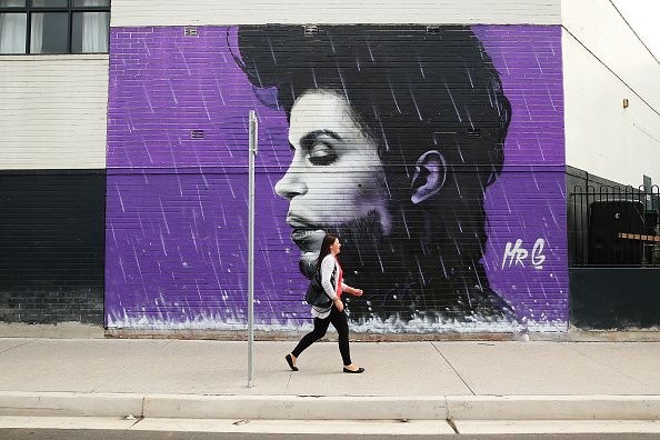 Tributes to Prince have appeared around the world.