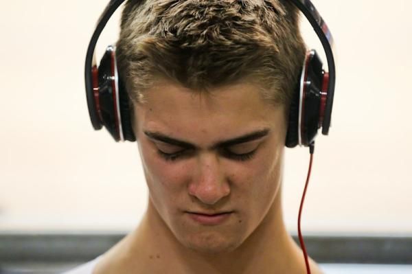 Australian sprinter Matthew Glaetzer in pre race zone. Maybe Led Zeppelin?