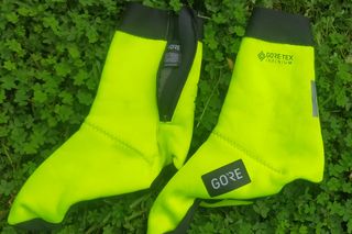 Image shows the outside of the Gorewear Shield Thermo overshoes