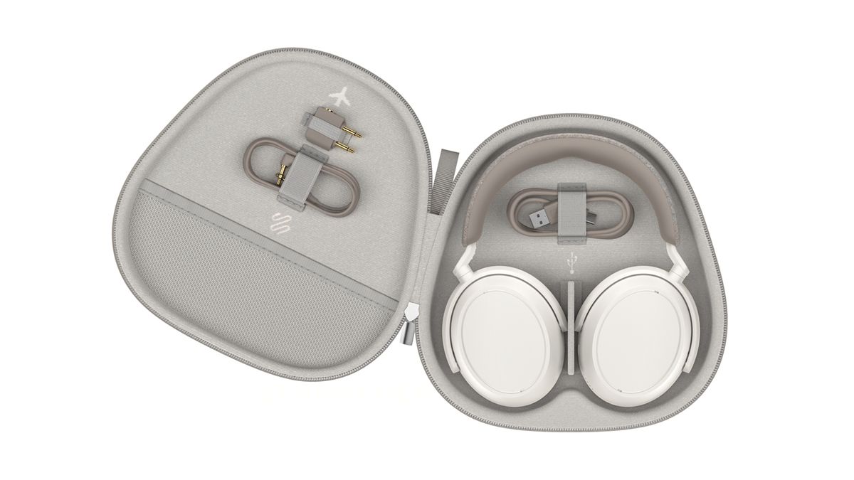 Sennheiser Momentum 4 Wireless vs Sony WH1000XM5 which headphones are best? What HiFi?