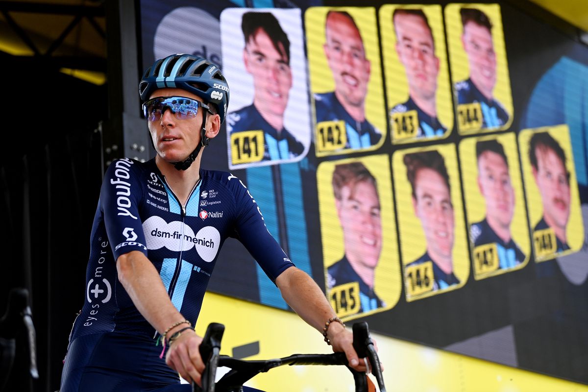 « Inutile de risquer sa santé à long terme »: DSM-Firmenich retire Romain Bardet commotionné du Tour de France