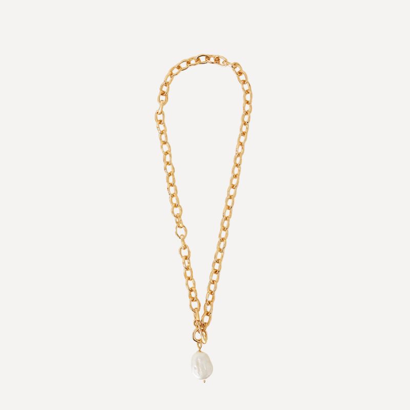 Image of gold chain pearl necklace