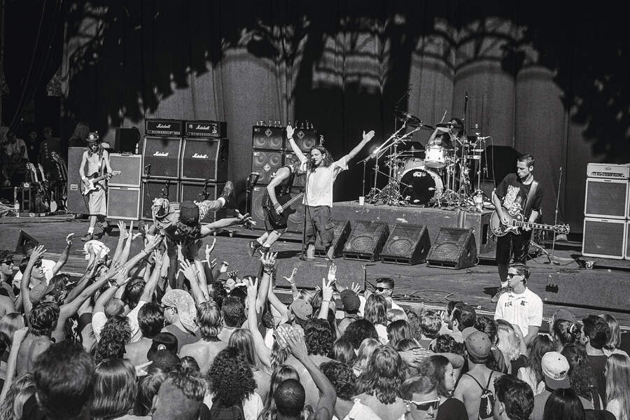Peal Jam onstage