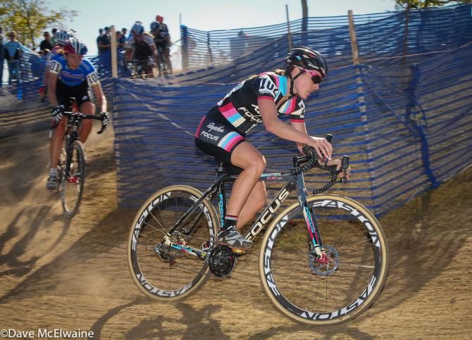 Gabby Durrin (Raliegh Clement) on the front of the race with Helen Wyman close behind