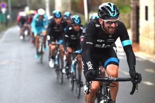 Bradley Wiggins chases on stage six of the 2015 Paris-Nice (Watson)