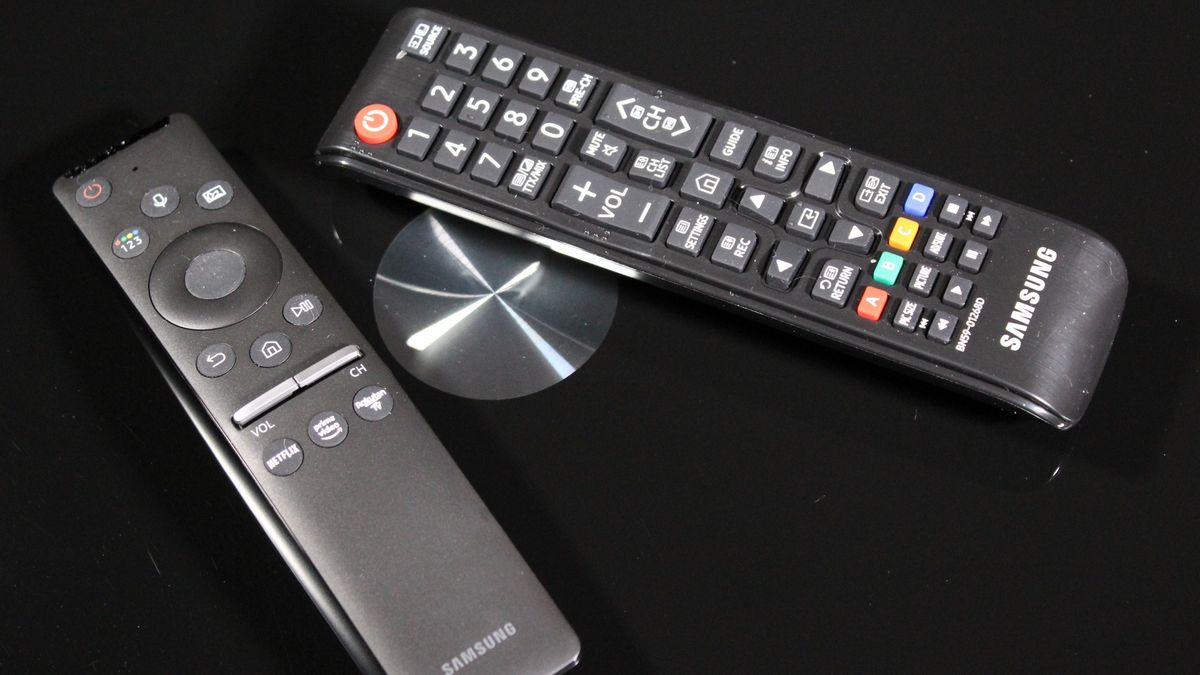 Samsung Q70 QLED review solid midrange TV, great picture TechRadar