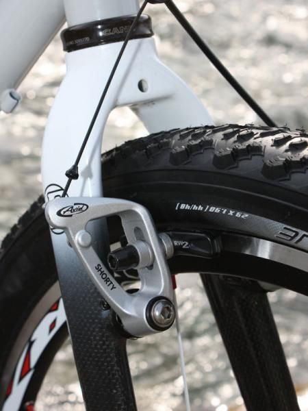 One common theme throughout the new Gary Fisher cyclo-cross line is huge tire clearance - enough for 29x1.9" mountain bike tires, in fact.