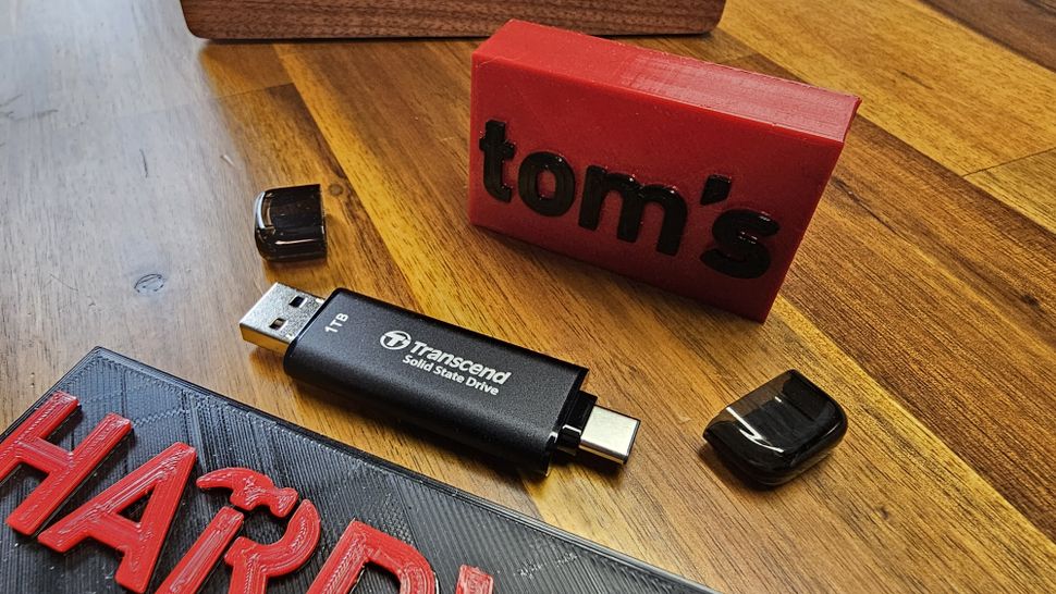 Best Flash Drives 2024: Fast, Roomy, Pocketable USB Storage | Tom's ...