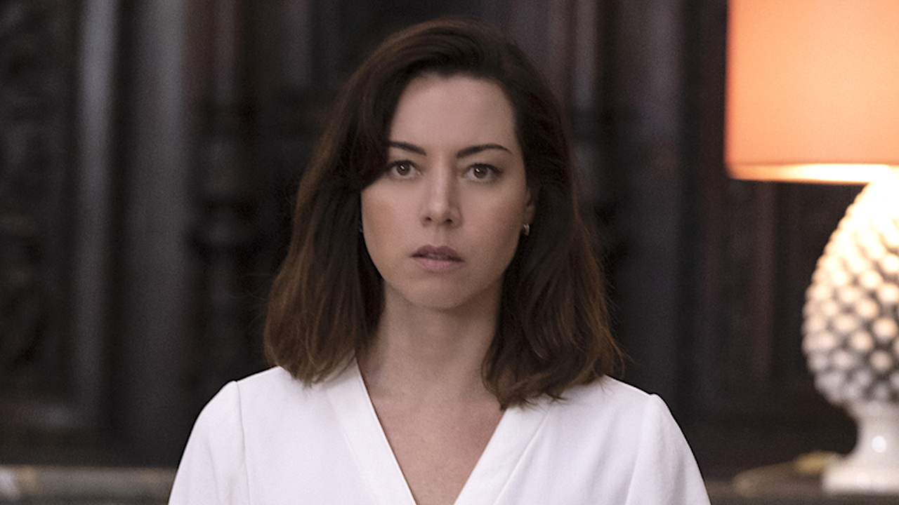 Aubrey Plaza Still Hasn't Seen The White Lotus, But She Has A Hilariously Relatable Reason For Missing Out