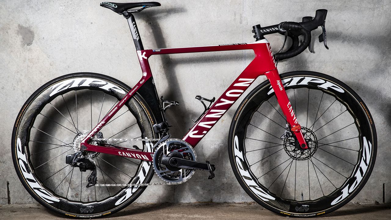 Nathan Haas' Canyon Aeroad CF SLX 9 SL Disc