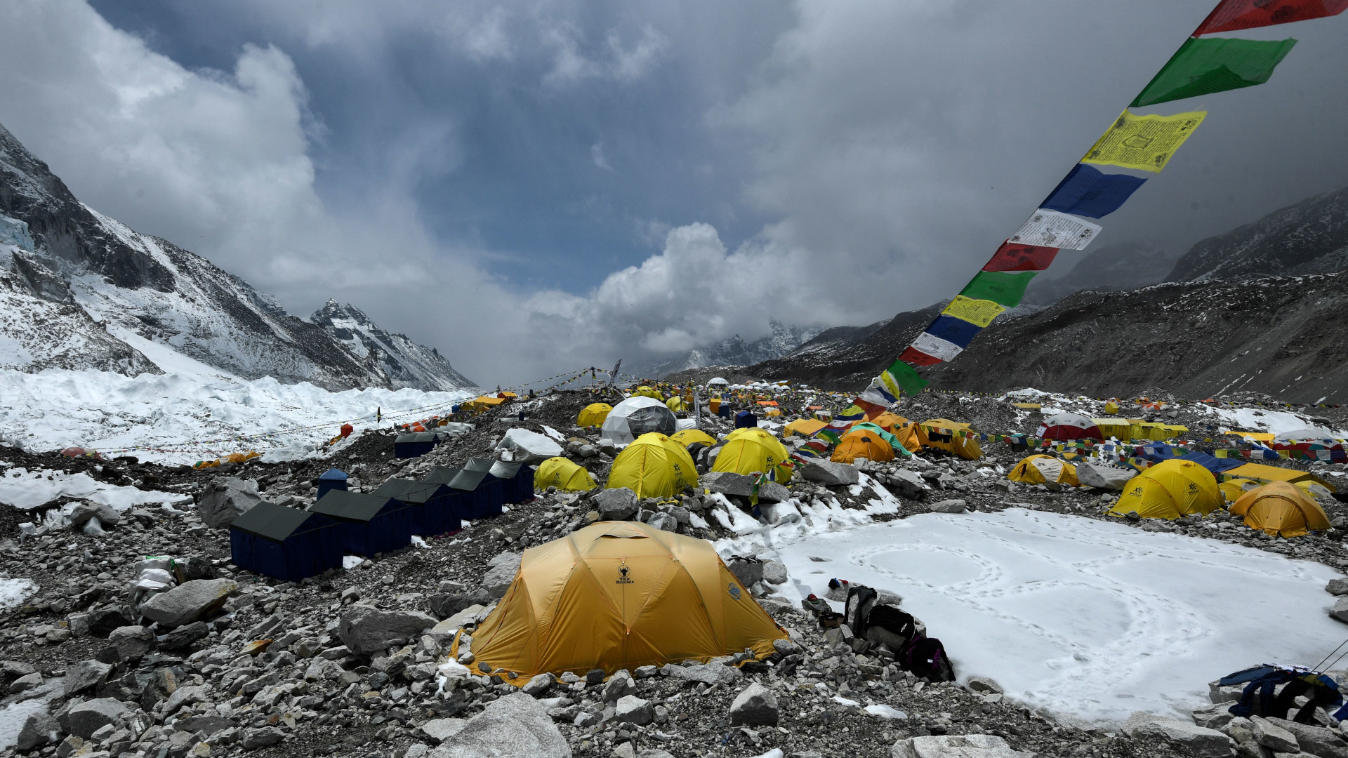 Mount Everest Base Camp is moving | Advnture