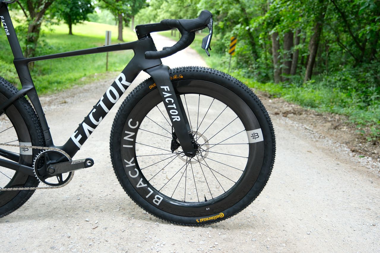 Unnamed Factor prototype gravel bike seen at Unbound Gravel 2026