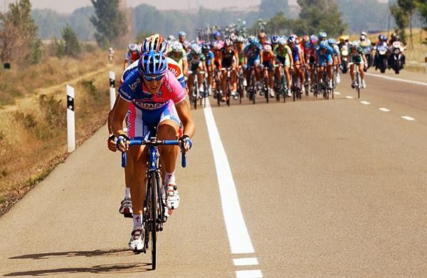 David Loosli (Lampre) attacks with Staf Scheirlinckx on his wheel
