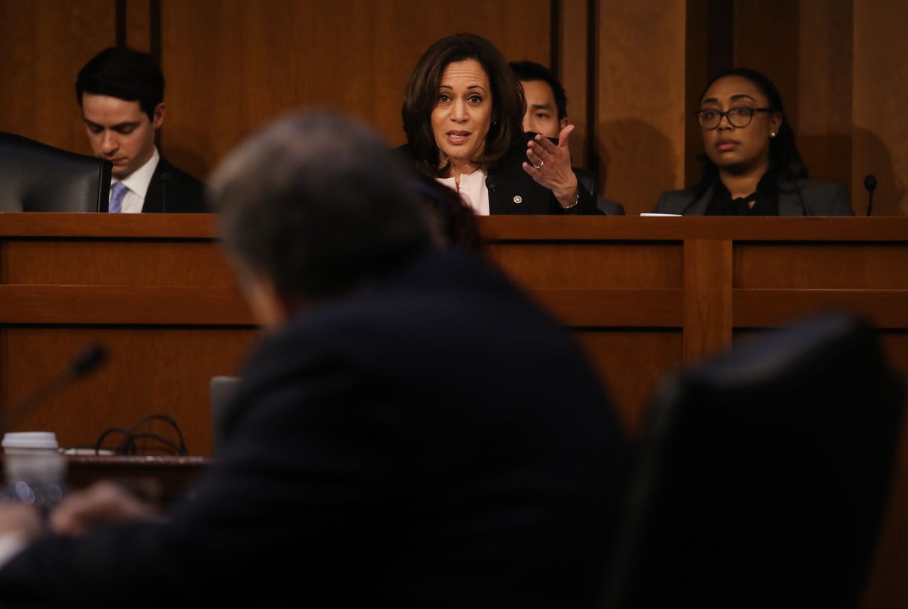 Senator Kamala Harris, a Democrat from California, speaks during a Senate Judiciary Committee confirmation hearing for William Barr, attorney general nominee for U.S. President Donald Trump, not pictured, in Washington, D.C., U.S., on Tuesday, Jan. 15, 2019. Barr says he&#039;d let Special Counsel Robert Mueller &quot;complete his work&quot; and that he&#039;d provide Congress and the public as much of the findings in the Russia probe as possible. Photographer: Andrew Harrer/Bloomberg