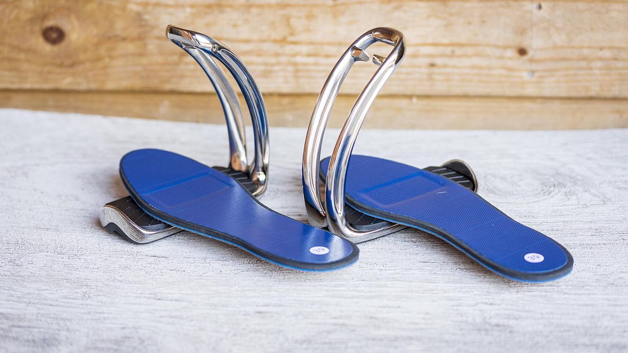 Ophena S magnetic safety stirrups review