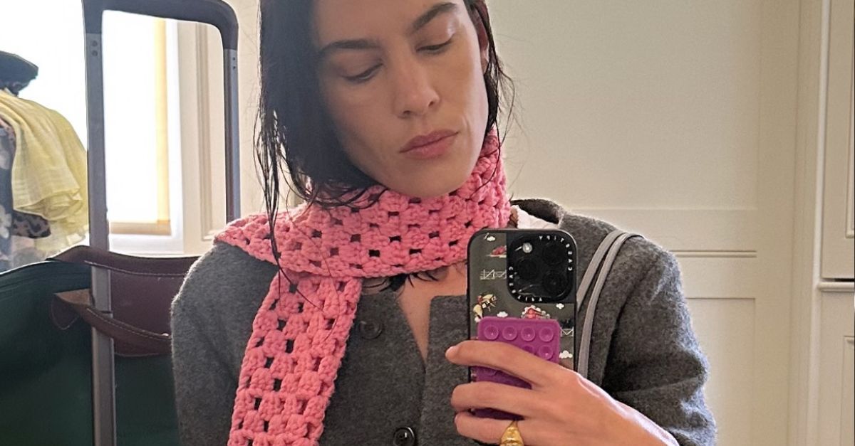 Alexa and Elsa Tipped Me Off—This Bag in This Colour is About to Be Huge