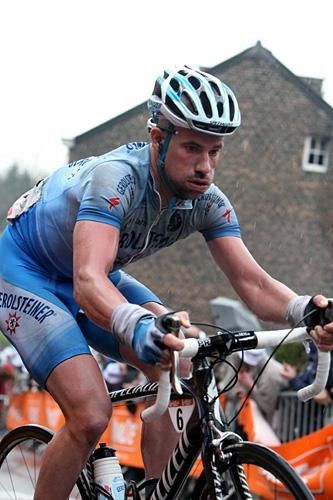 Stefan Schumacher (Gerolsteiner) never had the legs on the Mur, eventually finishing 19th.