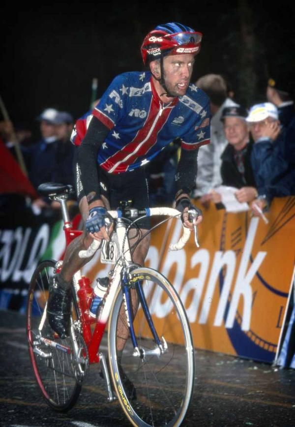 Jonathan Vaughters (USA) climbs the Bemelerberg in 1998