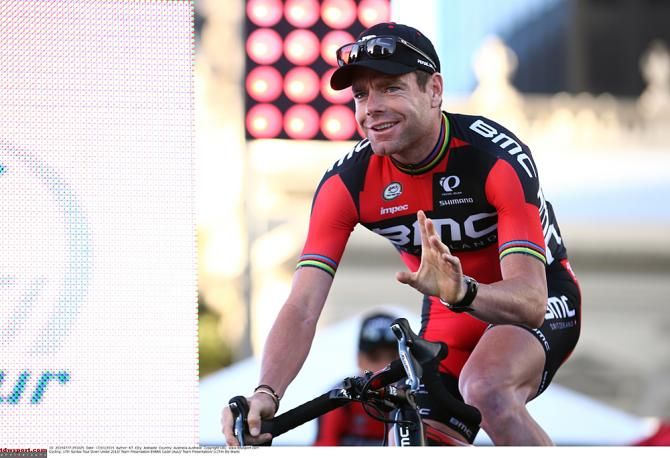 Cadel Evans (BMC) waives at the crowd
