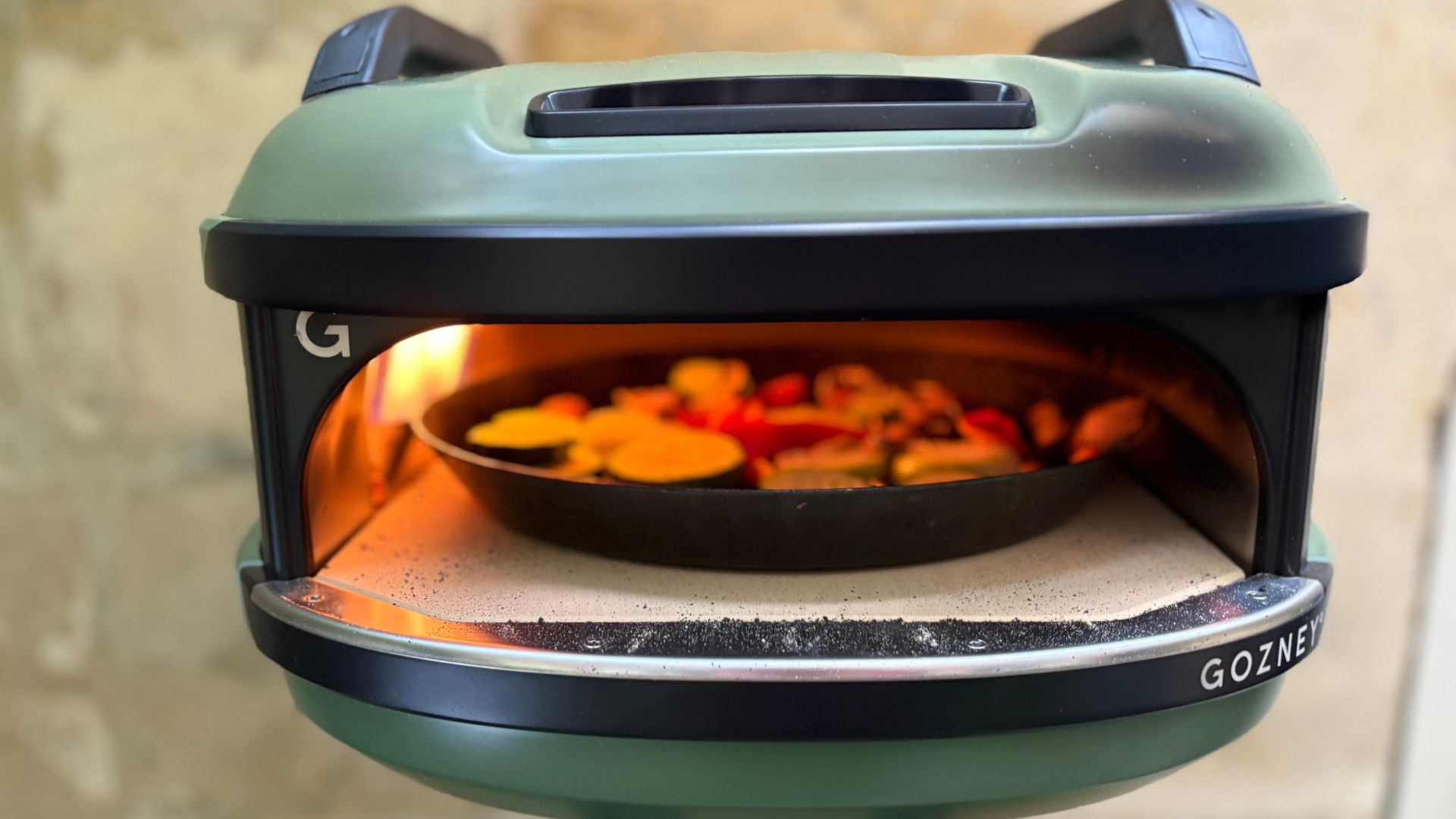 Testing the Gozney Tread Pizza Oven