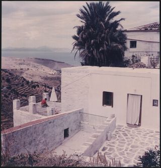 Athens architecture, art and design guide: fassianos house in kea