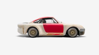 Porsche 959 development mule from the 'Wundercar' exhibition