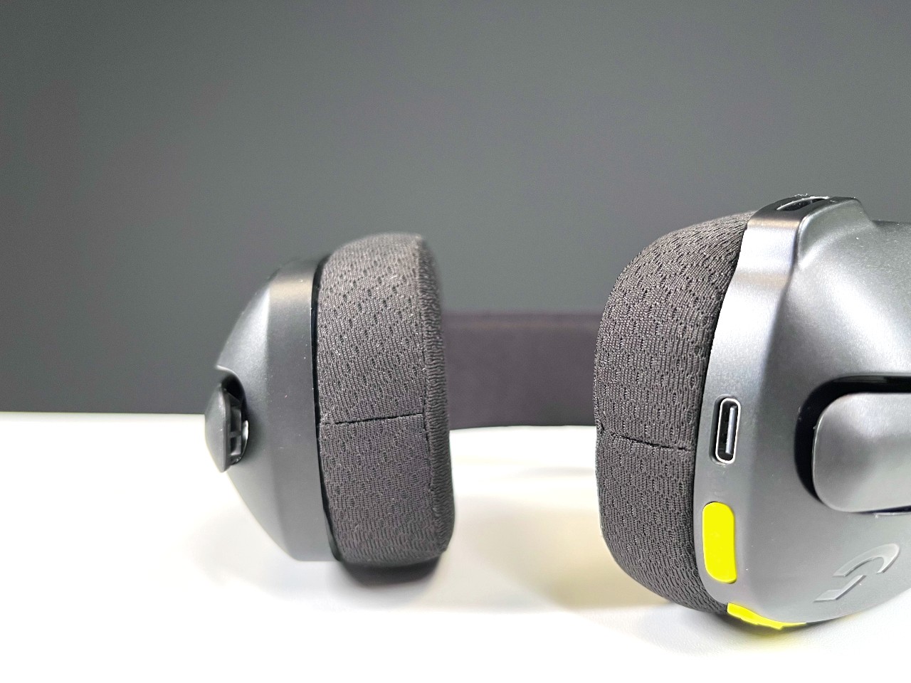 Logitech G435
