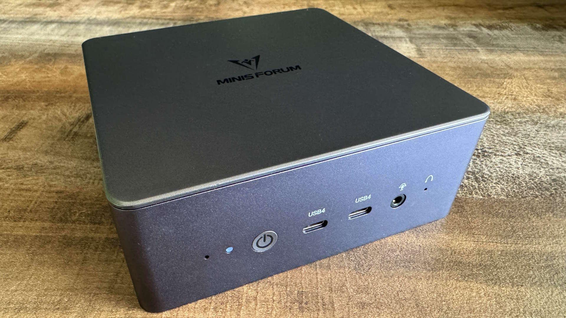 Minisforum Venus UM790 Pro review