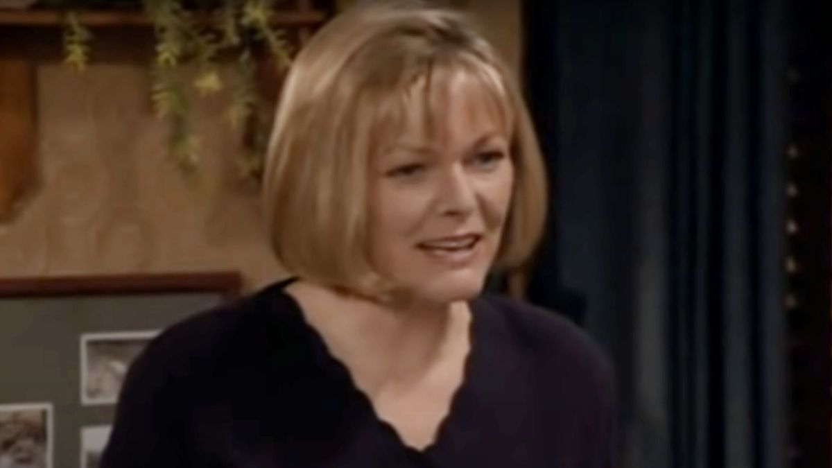 Jane Curtin in 3rd Rock from the Sun