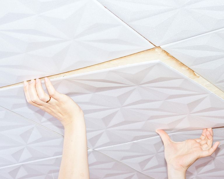 How to install ceiling tiles