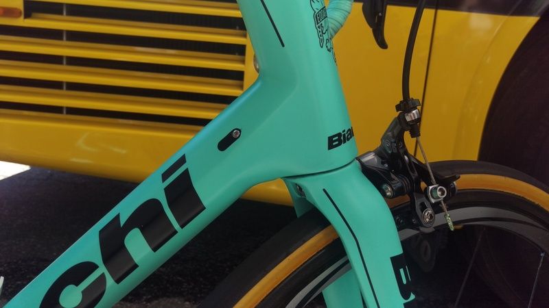 The Specialissima can also run mechanical cables