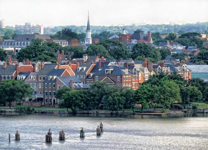 15. Alexandria, Virginia 