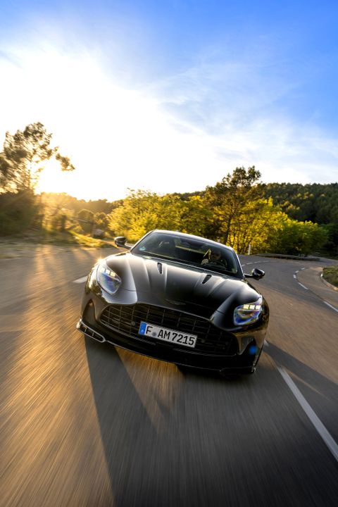 Aston Martin DB12 S