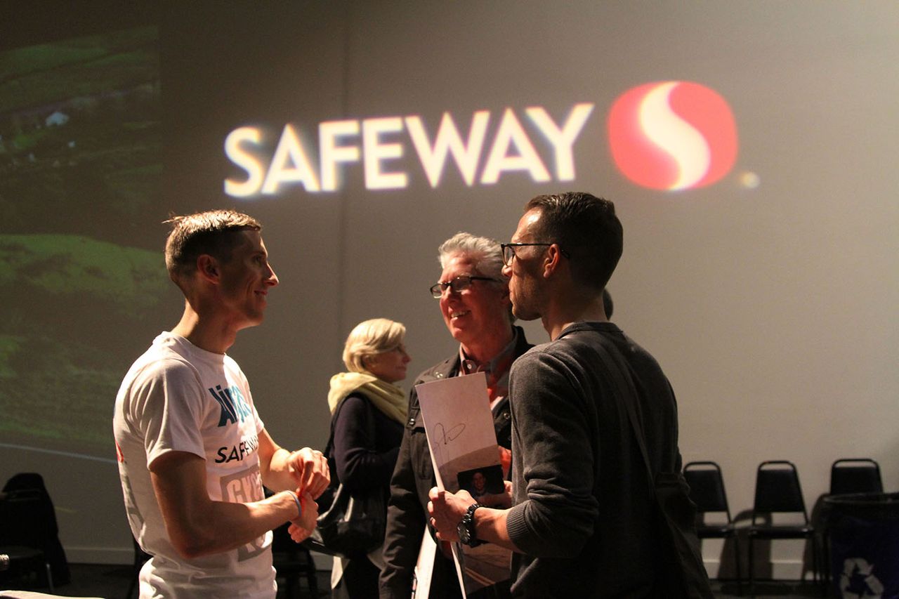 Fans got up close and personal with the riders at the Airgas-Safeway presentation.