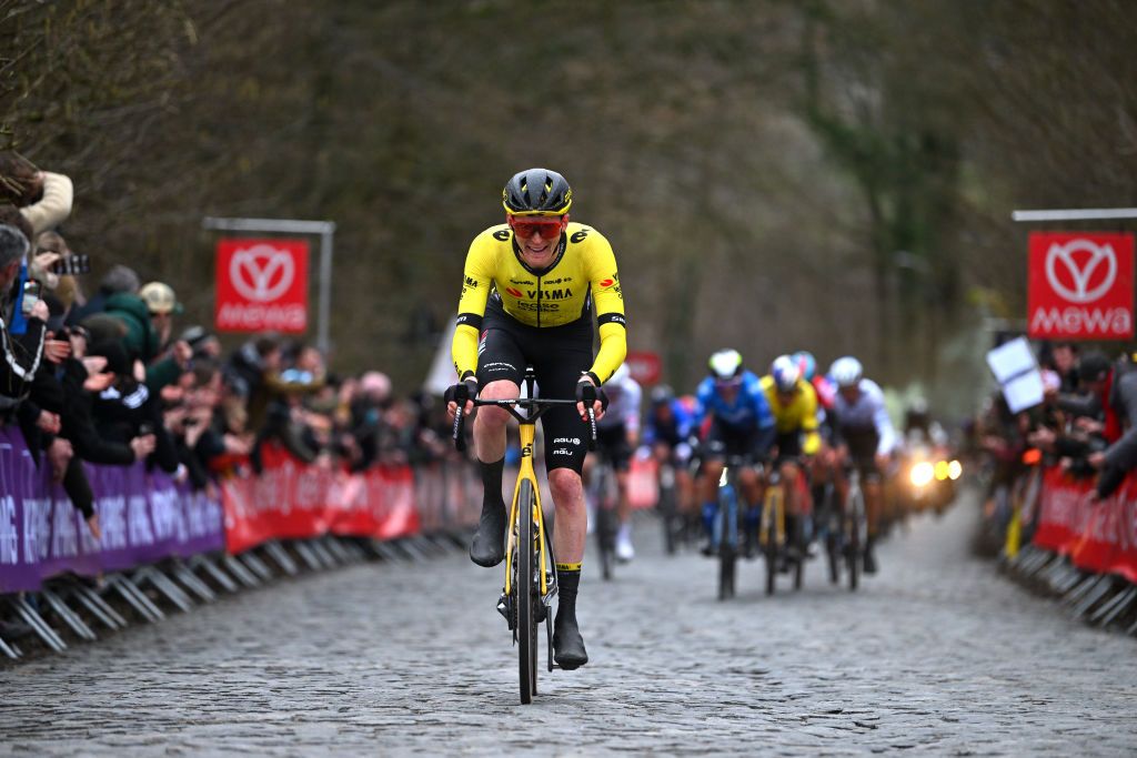 NINOVE BELGIUM FEBRUARY 24 Matteo Jorgenson of The United States and Team Visma Lease A Bike attacks during the 79th Omloop Het Nieuwsblad 2024 Mens Elite a 2022km one day race from Ghent to Ninove UCIWT on February 24 2024 in Ninove Belgium Photo by Luc ClaessenGetty Images