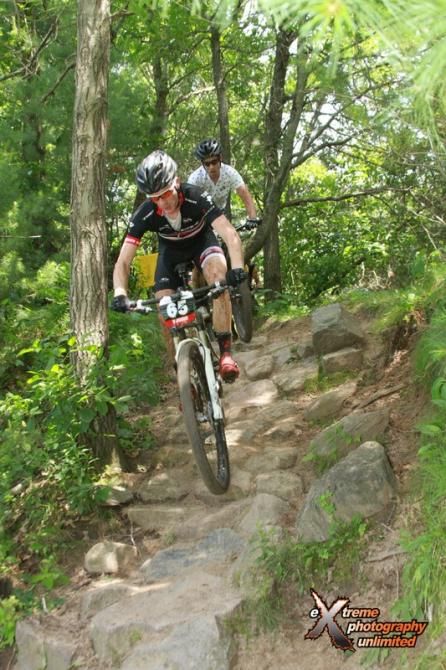Matt Shriver(Trek Midwest Team) shows skills through technical terrain