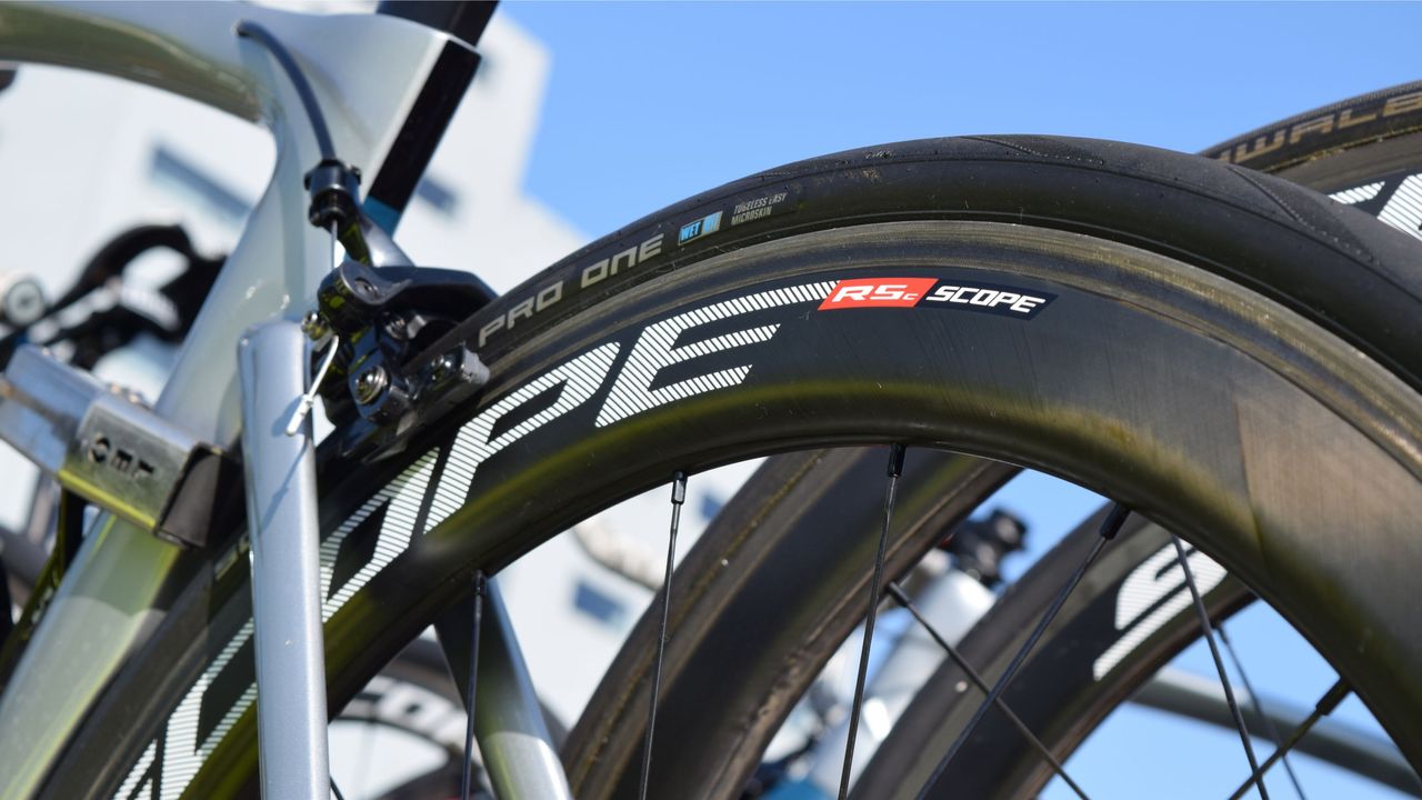 The Wallonie Bruxelles squad had a mix of tubeless and tubular tyres on top of the team cars ahead of the race