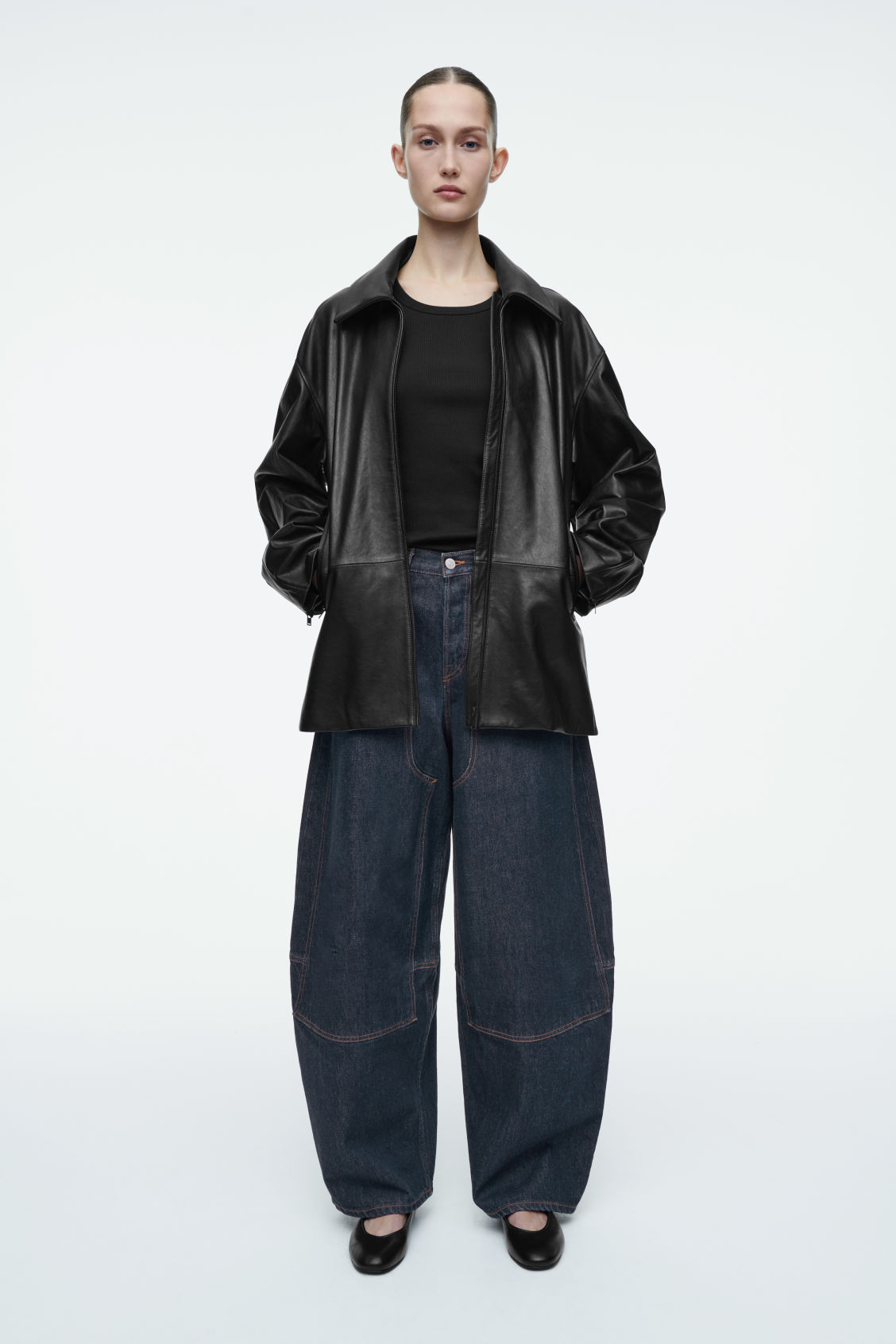 Western Barrel-Leg Raw Denim Pants