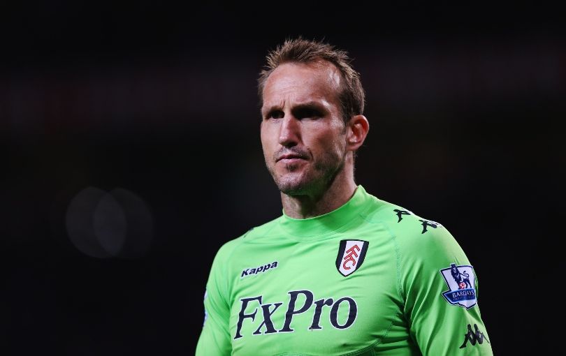 Mark Schwarzer in goal for Fulham