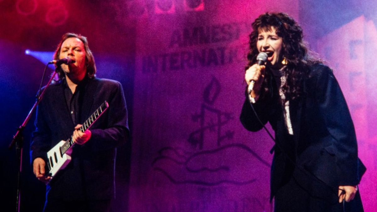 Watch David Gilmour and Kate Bush perform the Stranger Things 4